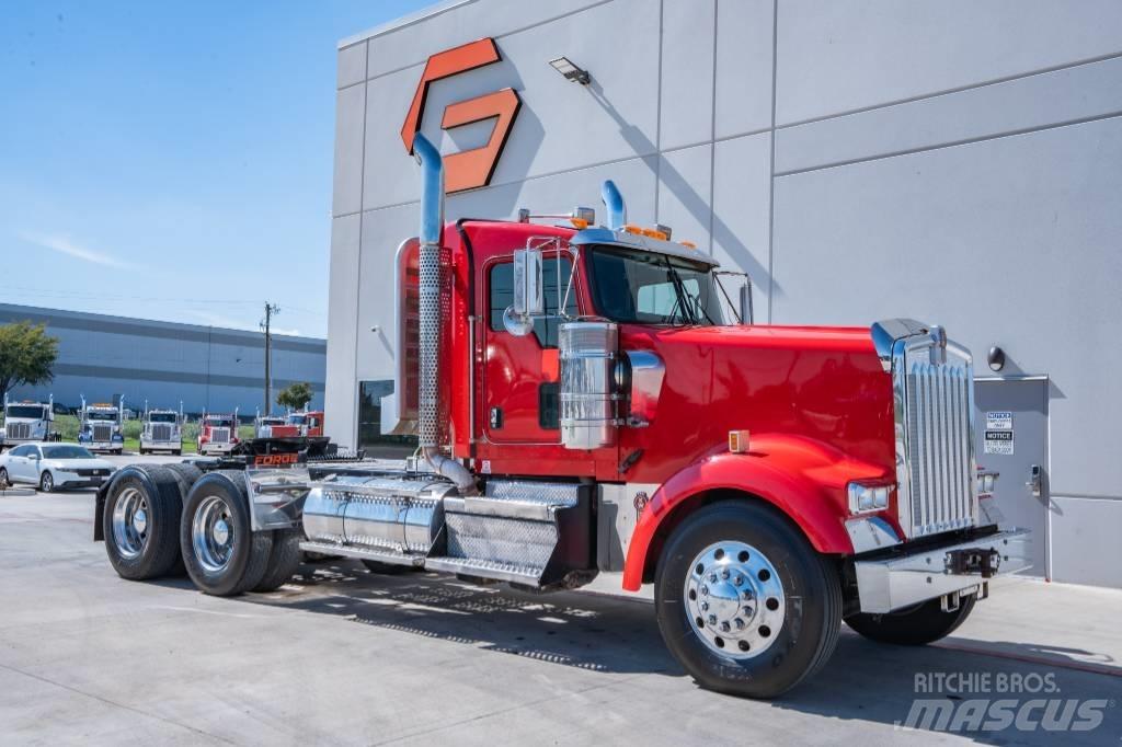 Kenworth W 900 Tractor Units