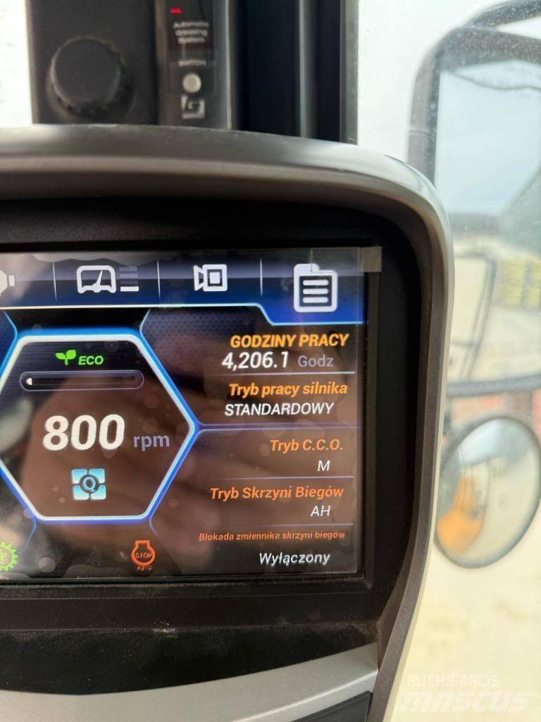 Hyundai HL 960 Wheel loaders