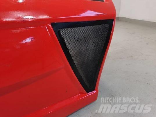 Manitou MT 1840 mask Cabins and interior