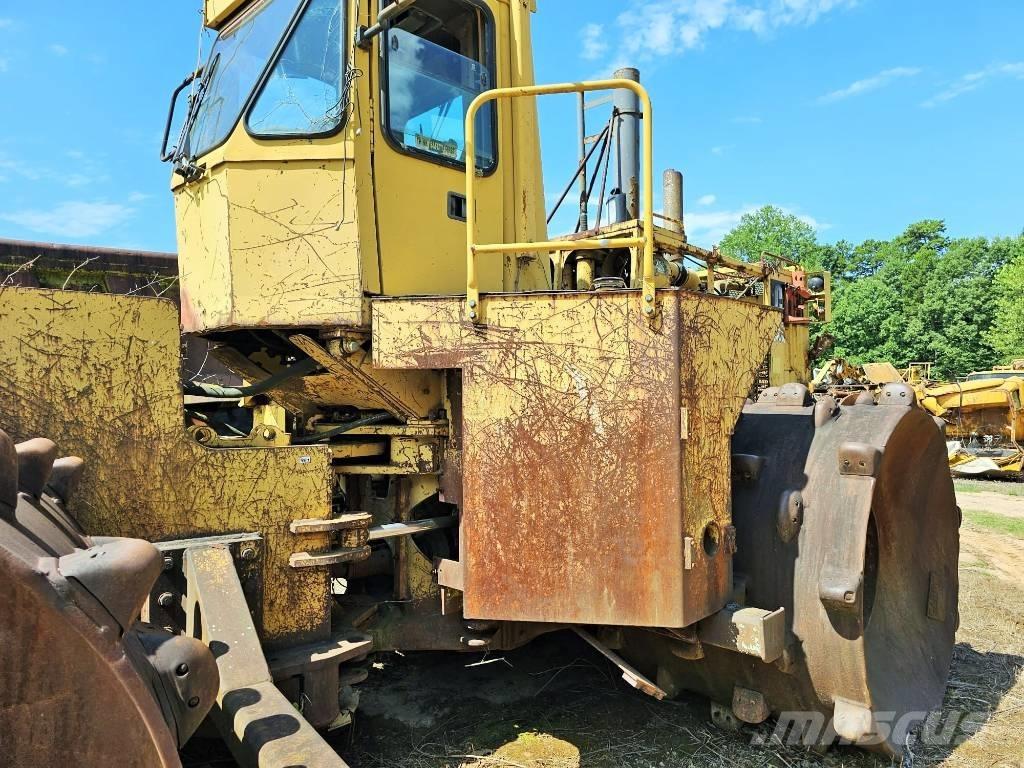 CAT 826 B Soil compactors