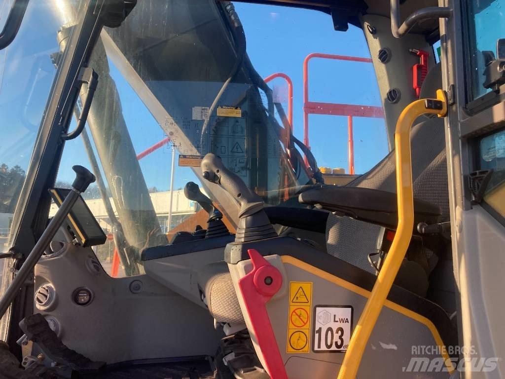 Volvo EC 220 E Crawler excavators
