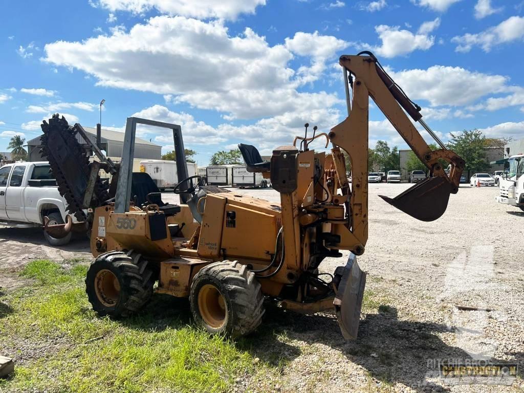 CASE 560 Trenchers