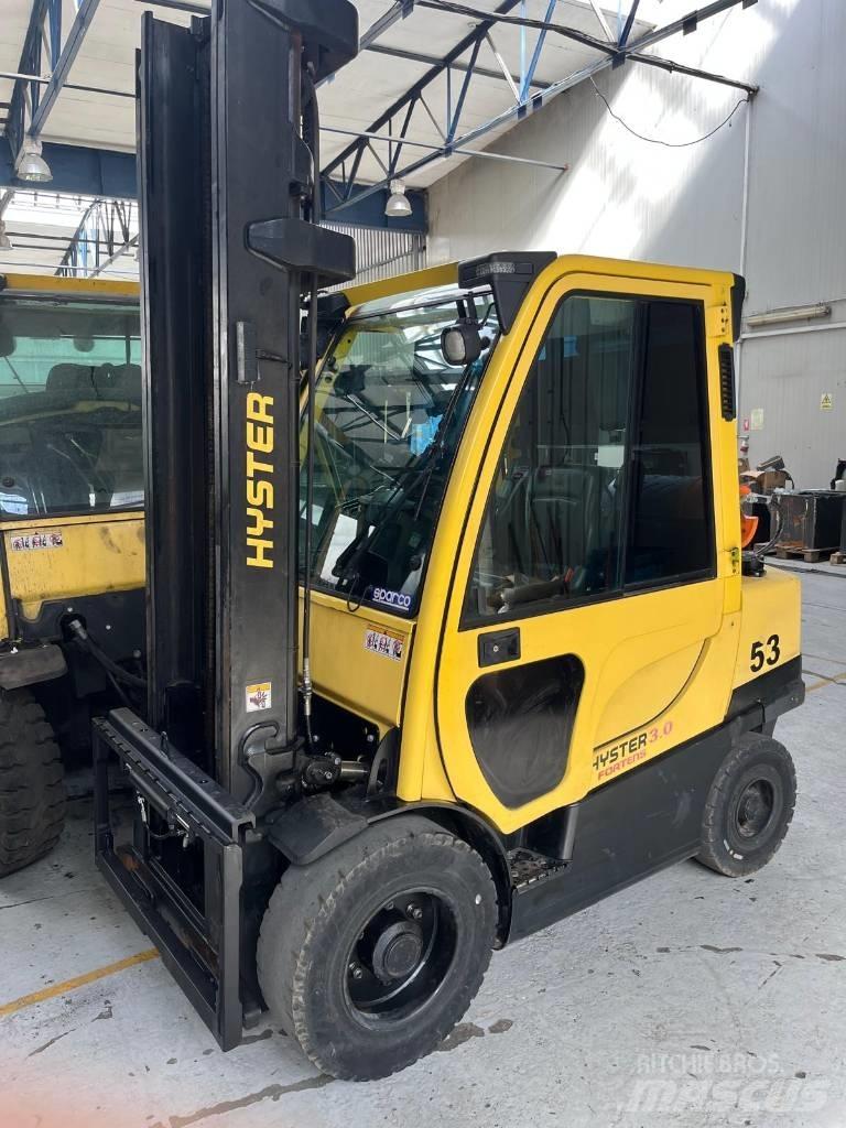 Hyster H3.0FT LPG trucks