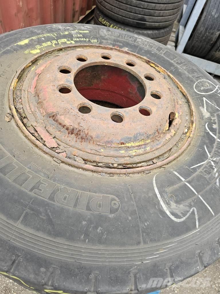Pirelli 825X15 Transportation - Others