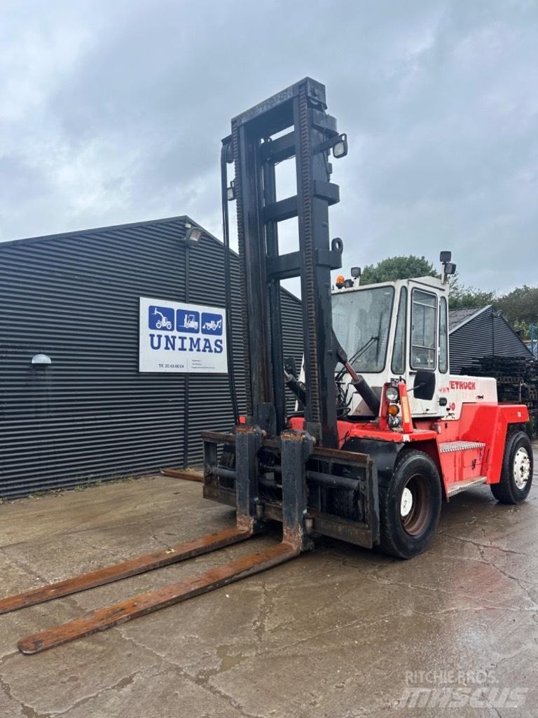 Svetruck 1260-30 Diesel trucks
