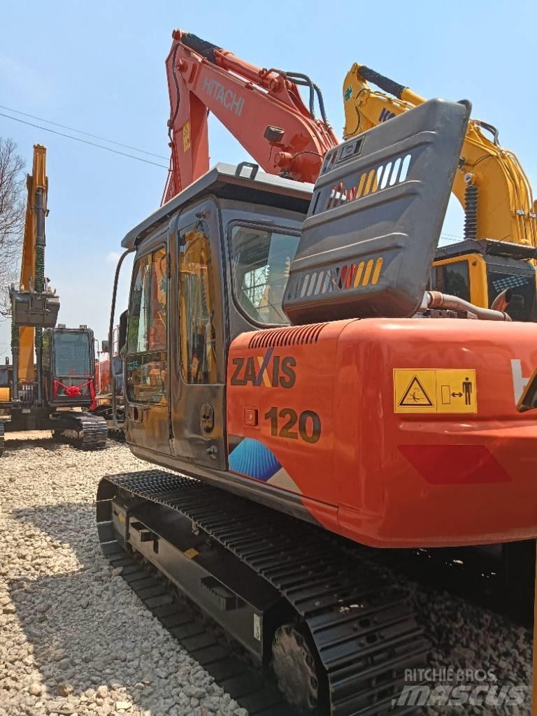 Hitachi ZX 120 Midi excavators  7t - 12t