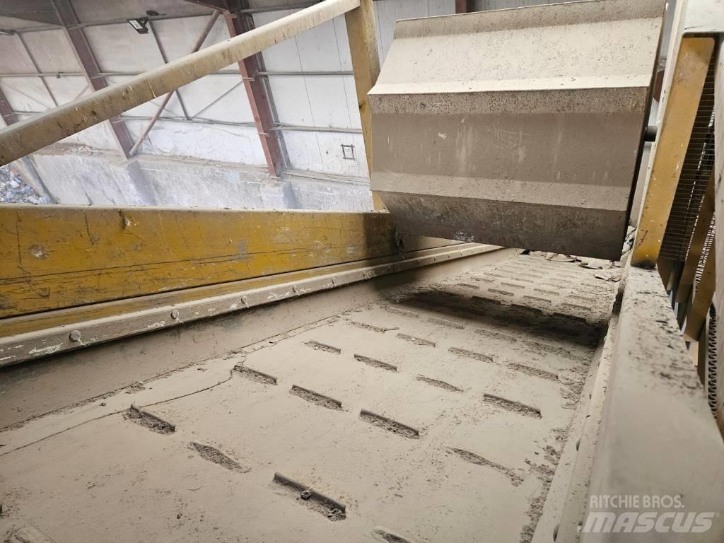 Kiverco Picking Line Waste sorting equipment