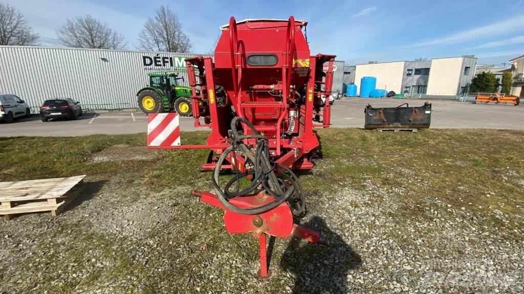 Horsch PRONTO 4 DC Combination drills