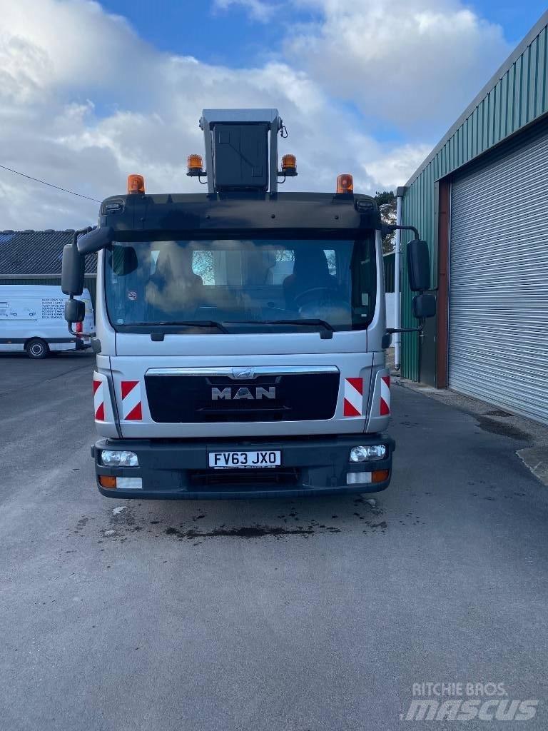 Ruthmann T 330 Truck & Van mounted aerial platforms