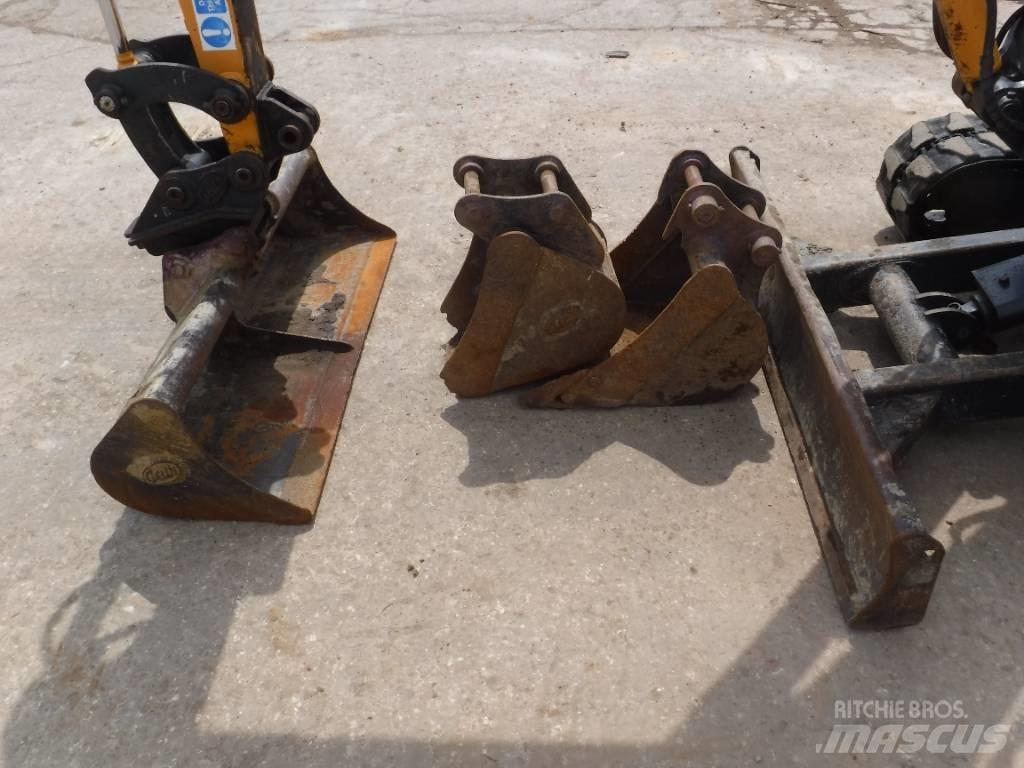 Hyundai Robex 27 Z-9 Mini excavators < 7t (Mini diggers)