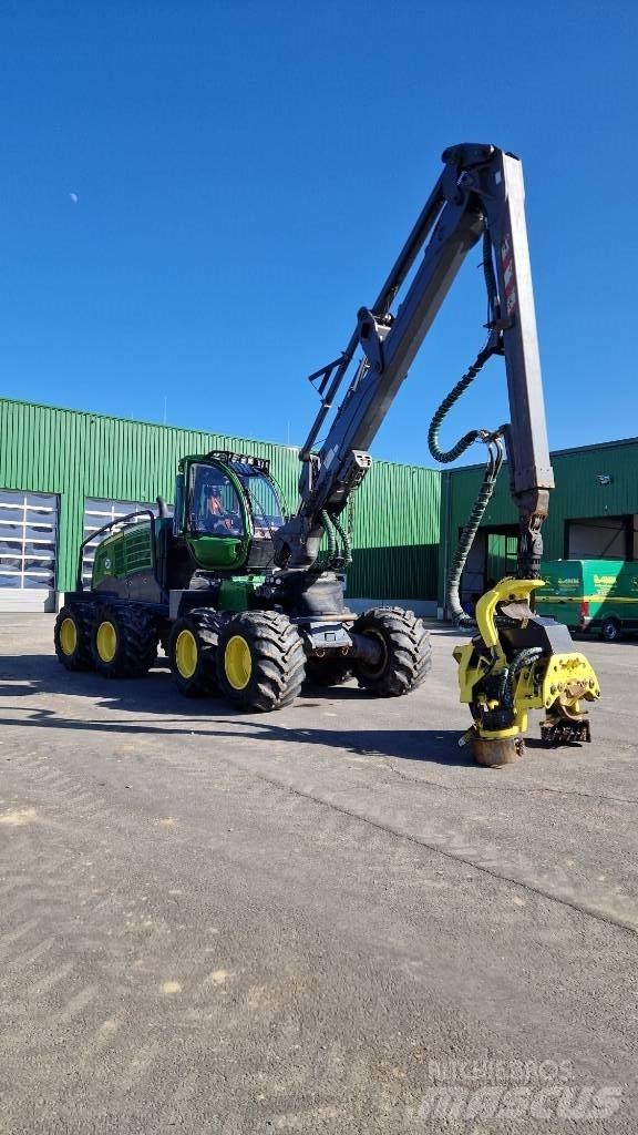 John Deere 1270 G Harvesters