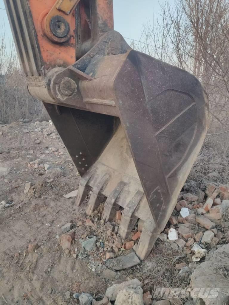Doosan Solar500LC-V Midi excavators  7t - 12t