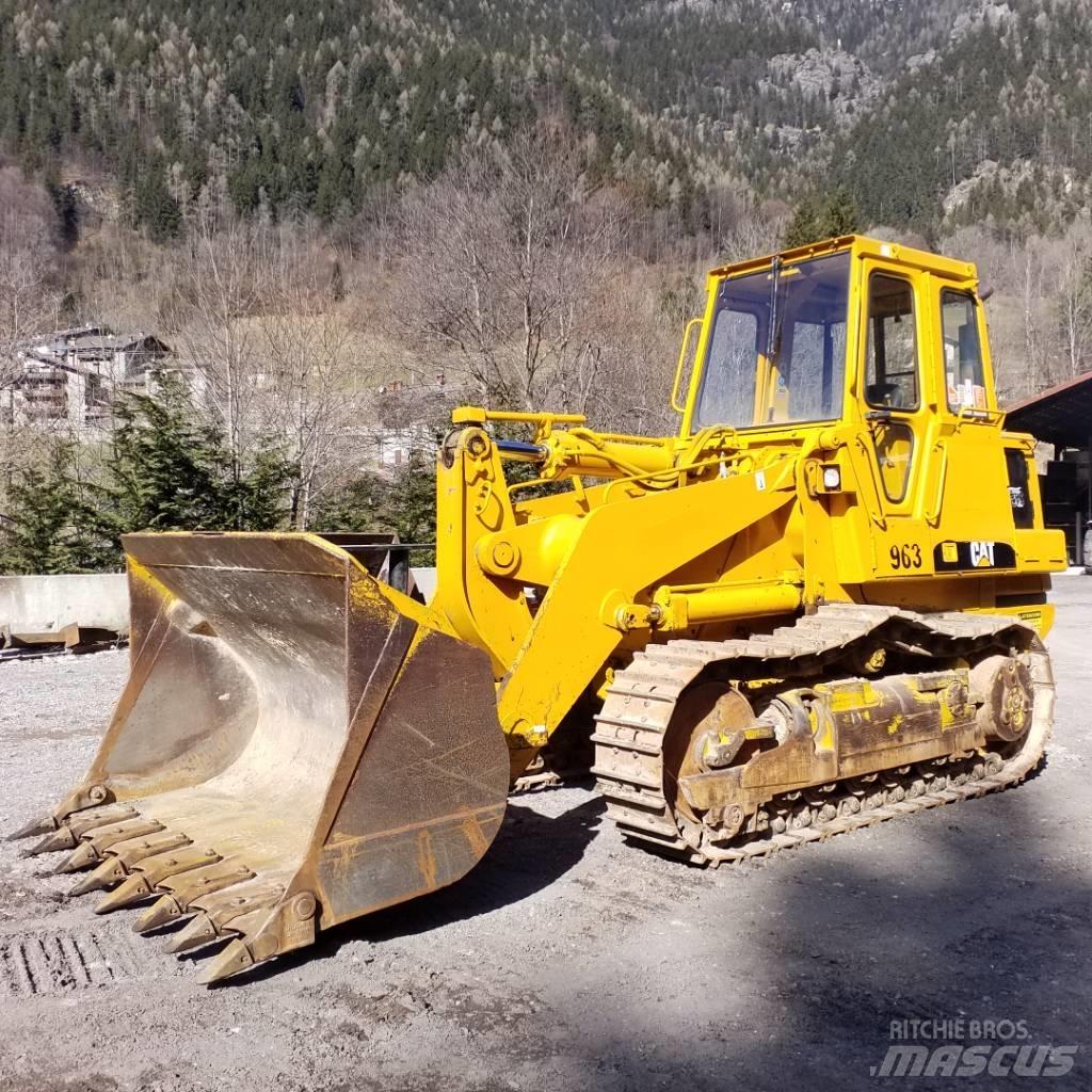 CAT 963 Crawler loaders