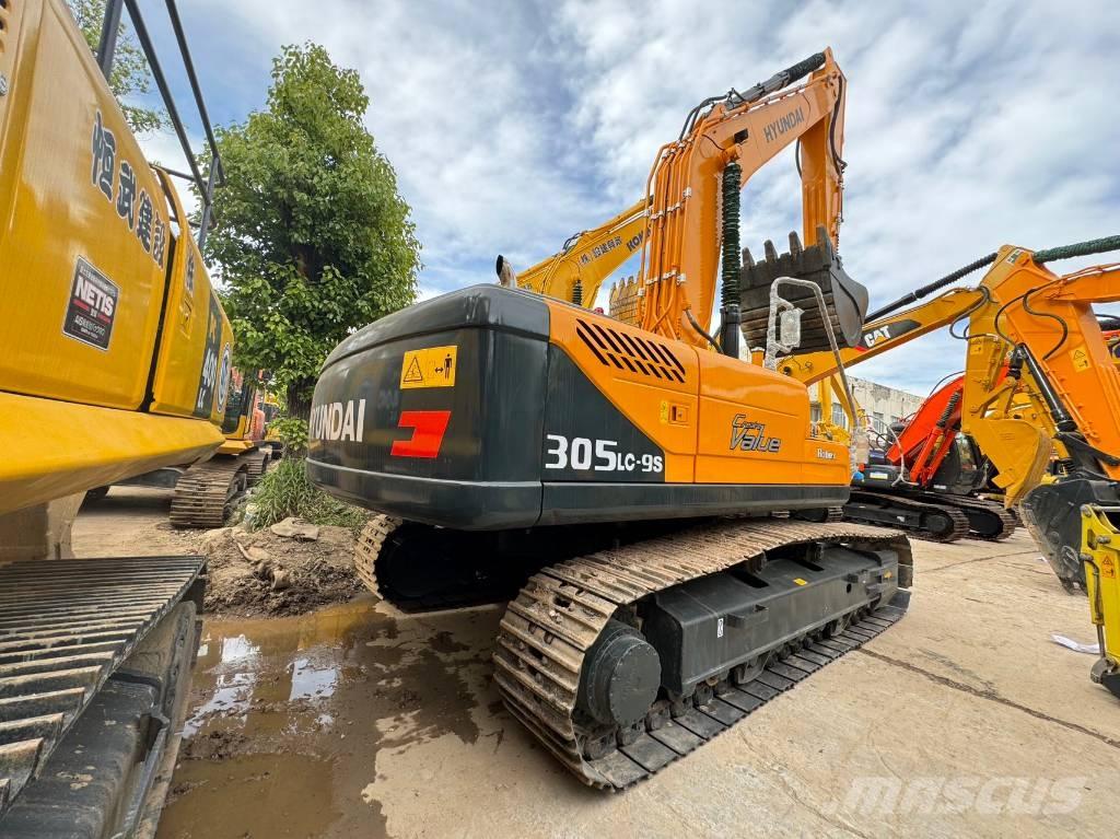 Hyundai 305LC-9T Crawler excavators