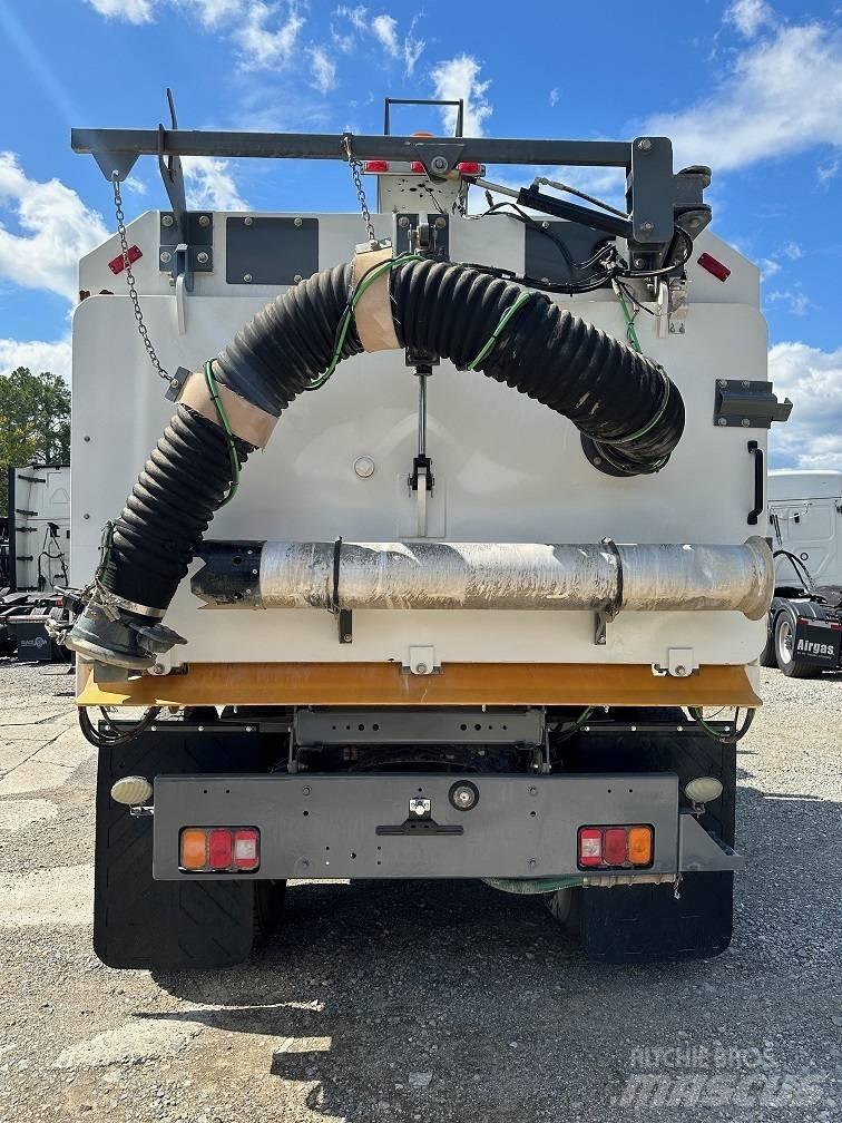Elgin Crosswind Sweeper trucks