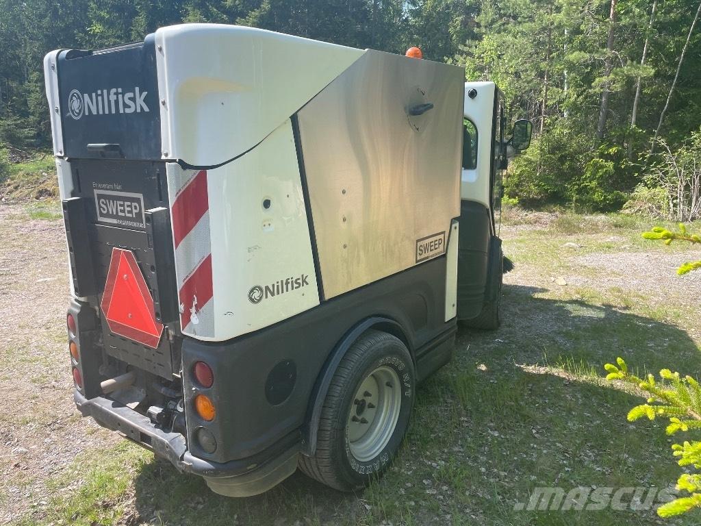 Nilfisk CR 3500 Sweepers