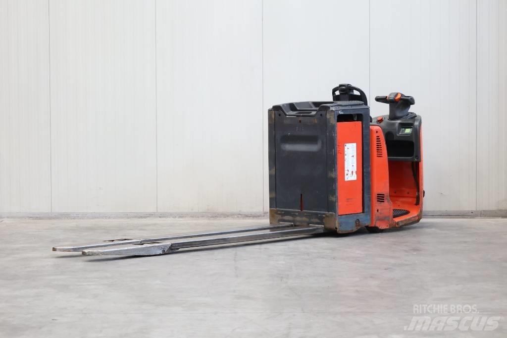 Linde N20 Low lift order picker