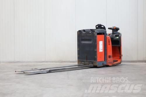 Linde N20 Low lift order picker