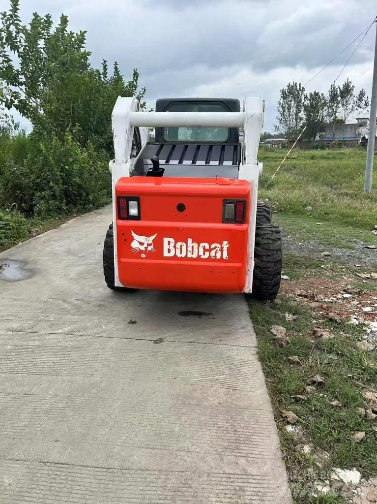 Bobcat S 300 Skid steer loaders