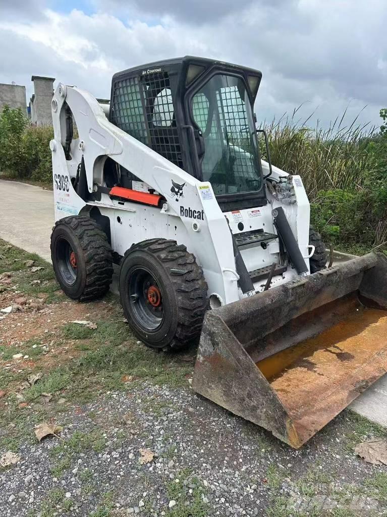 Bobcat S 300 Skid steer loaders