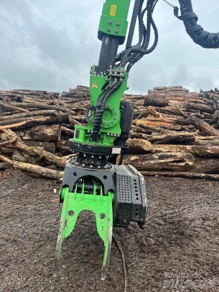 Sennebogen 718E Harvesters