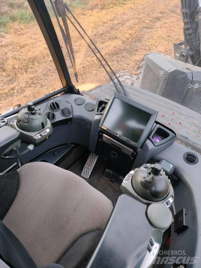 Ponsse Ergo 8W Harvesters