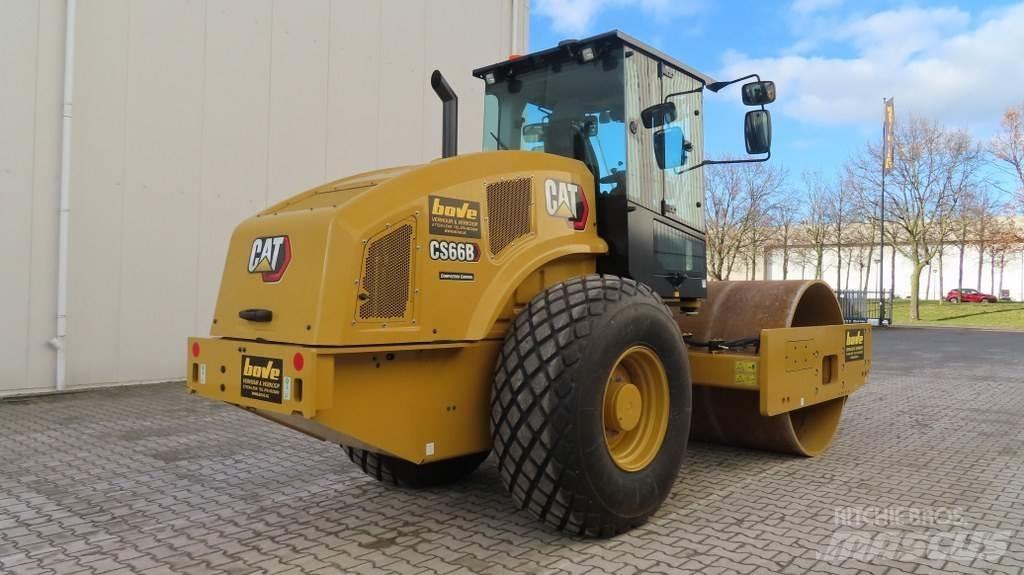 CAT CS66B Single drum rollers