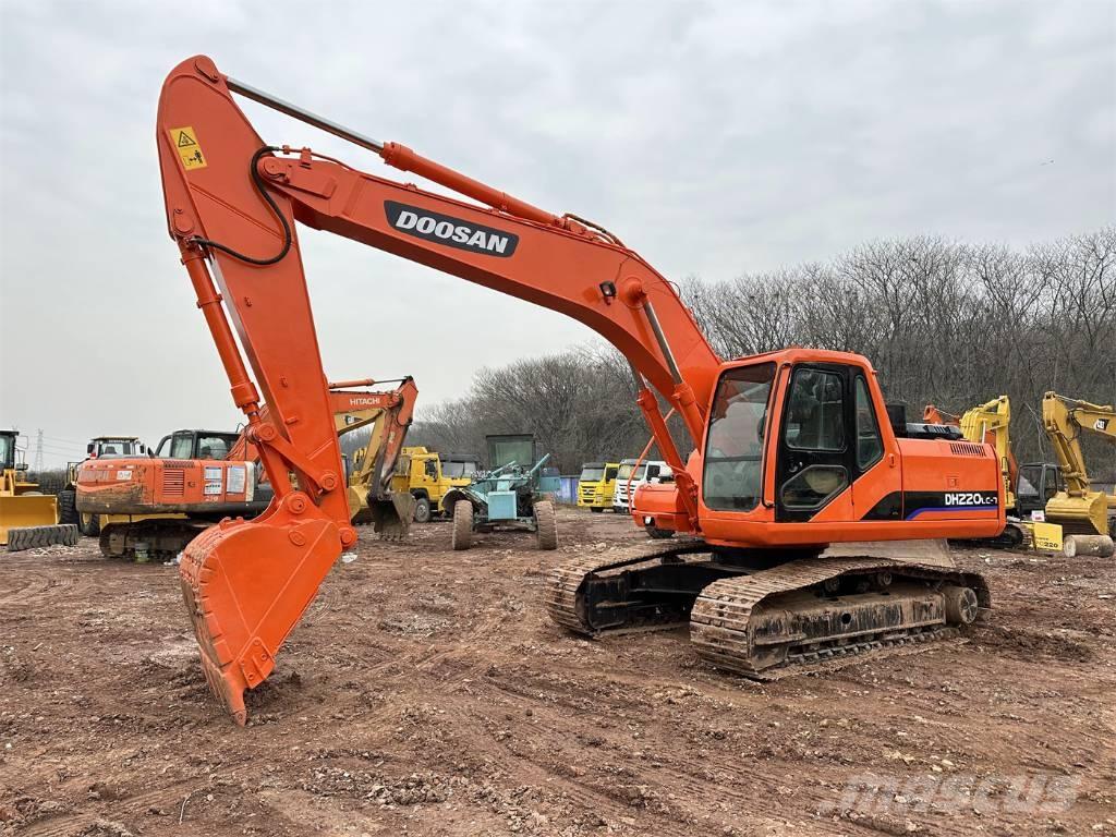 Doosan DH220-7 Crawler excavators