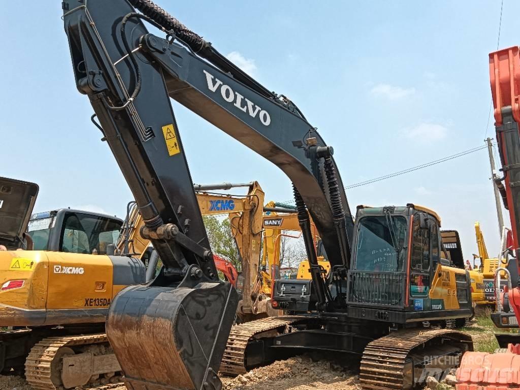Volvo EC 240 Crawler excavators