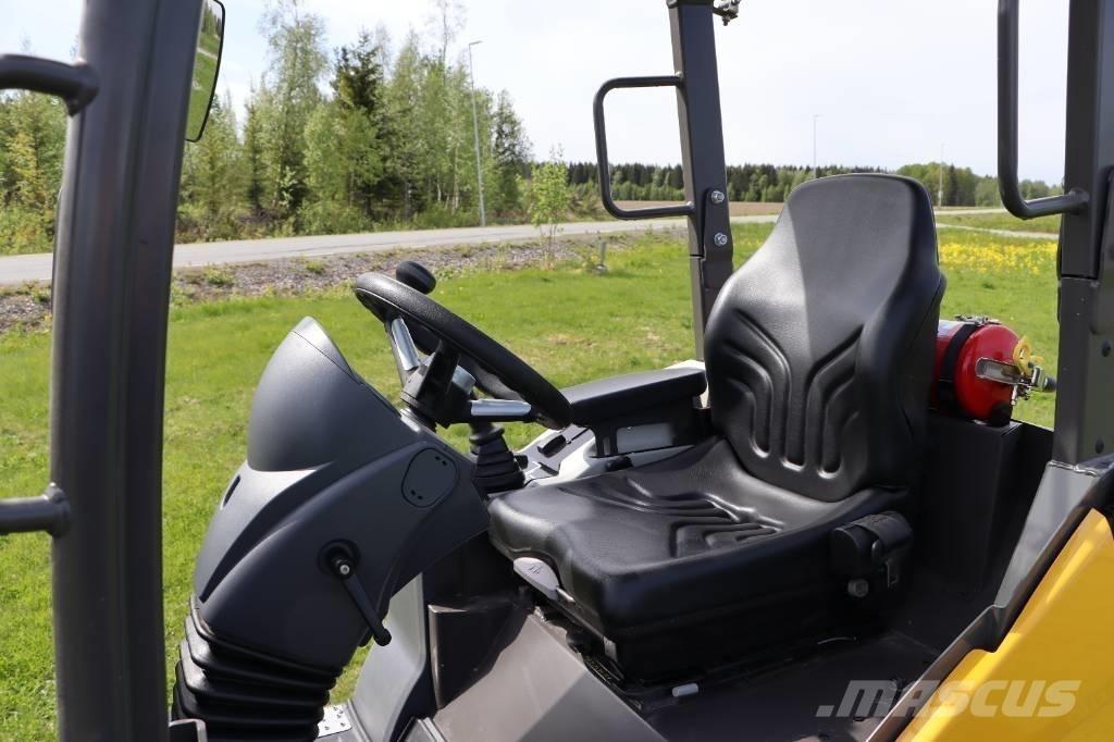 Mecalac MCL2 Skid steer loaders