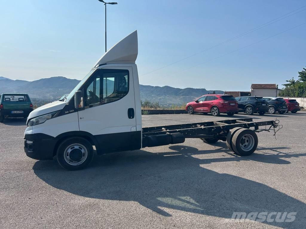 Iveco Daily 35-150 Vehicle transporters