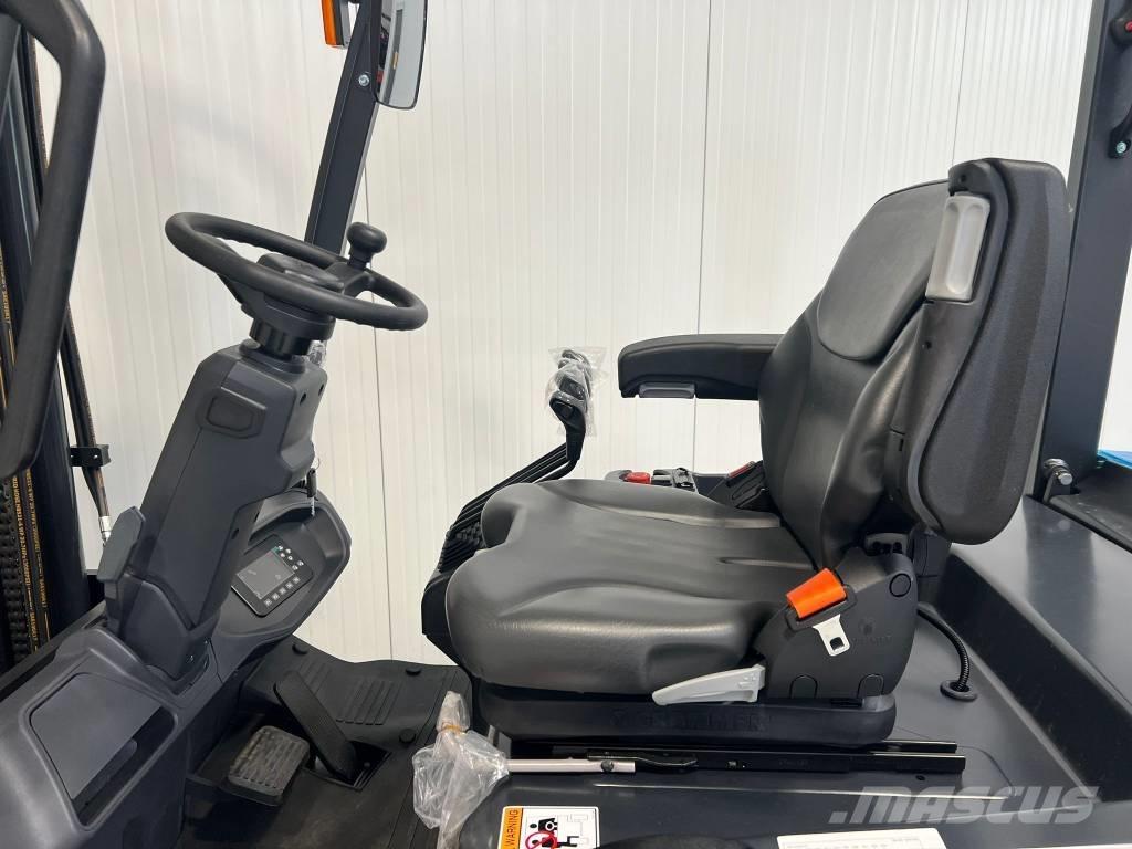 Bobcat B35NS Electric forklift trucks