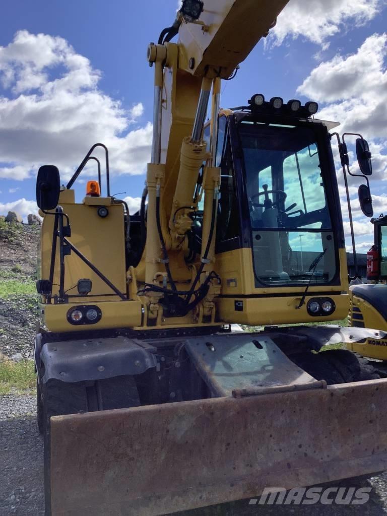 Komatsu PW148-10 Wheeled excavators