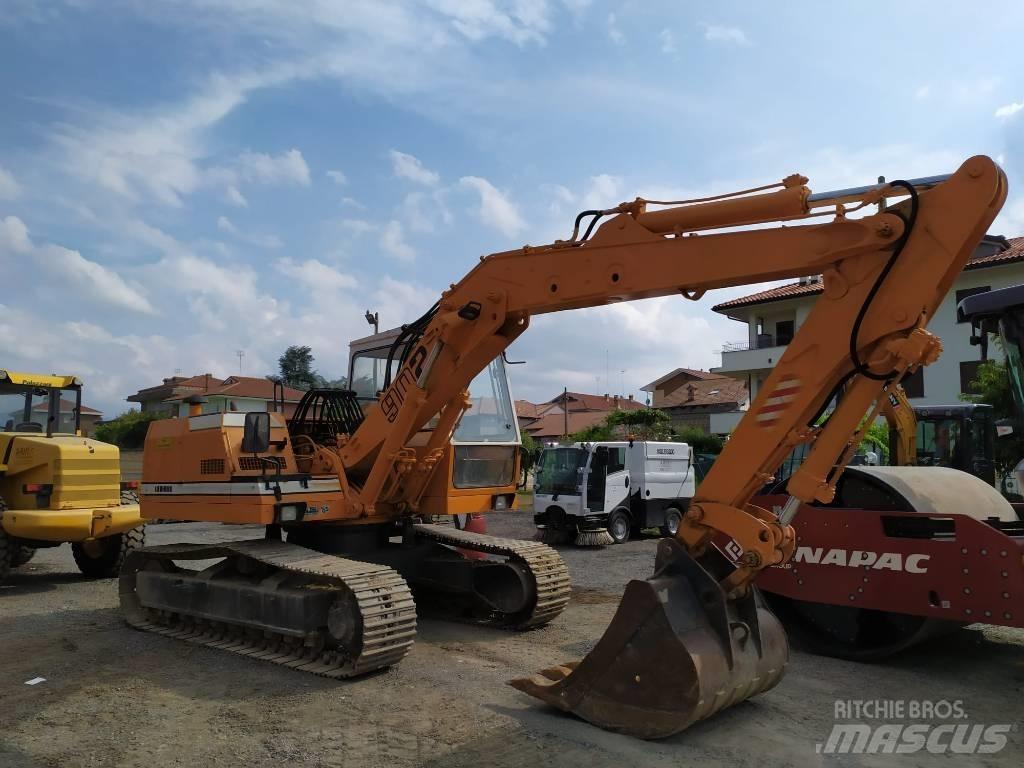 Liebherr 902 Crawler excavators