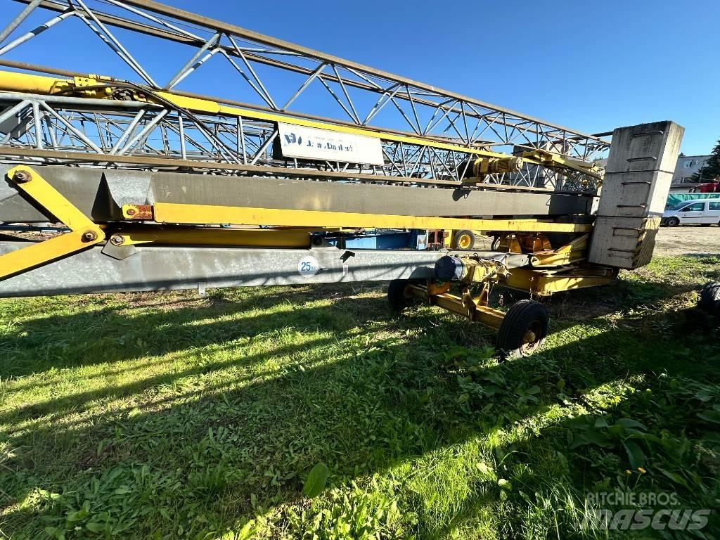 Potain HD 10 A Self erecting cranes