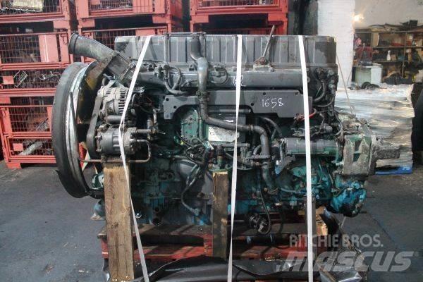Volvo D12D Engines