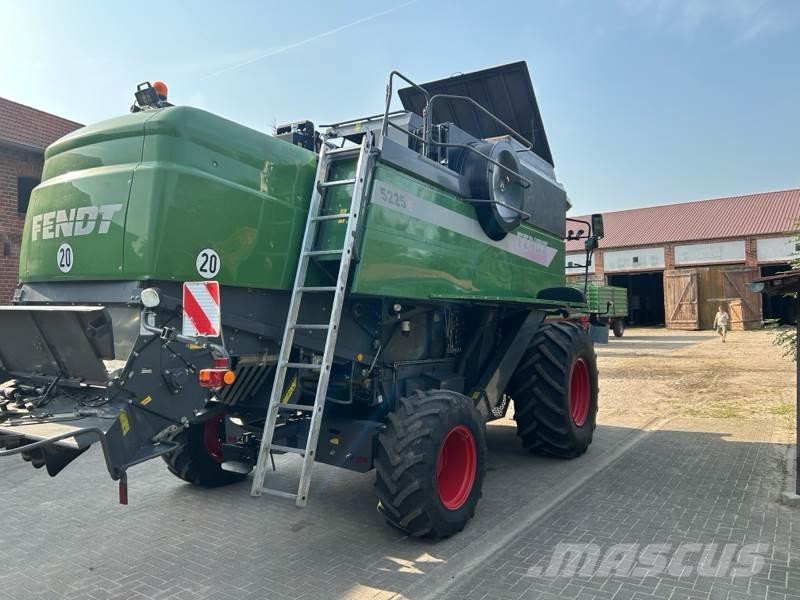 Fendt 5225 E Combine harvesters