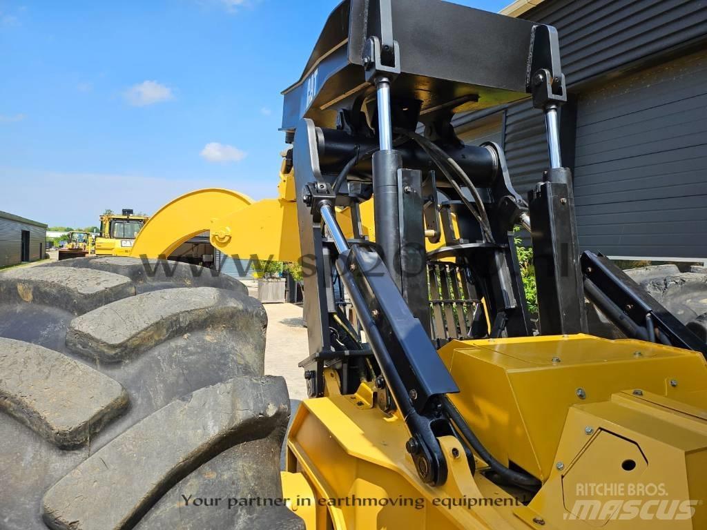 CAT 545 C Skidders
