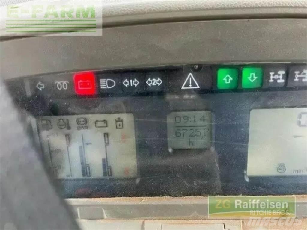 Fendt 820 vario Tractors
