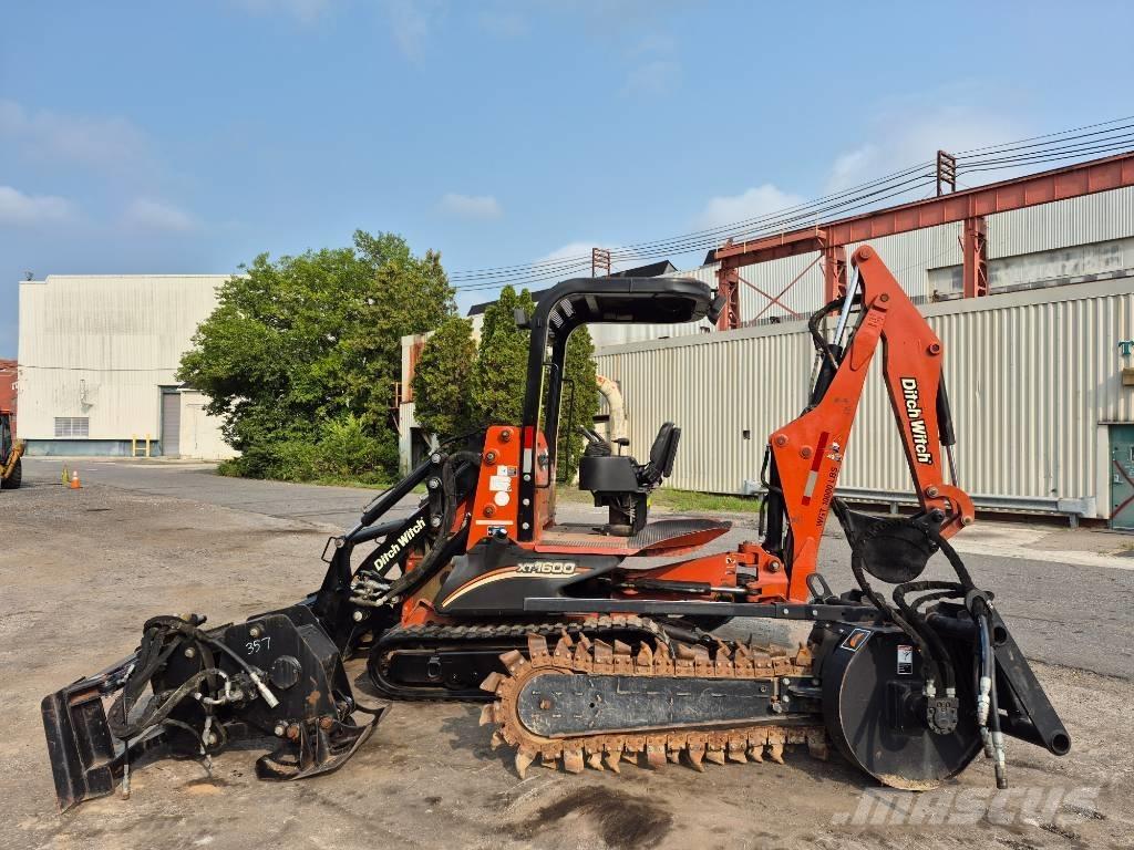 Ditch Witch XT 1600 Backhoe loaders