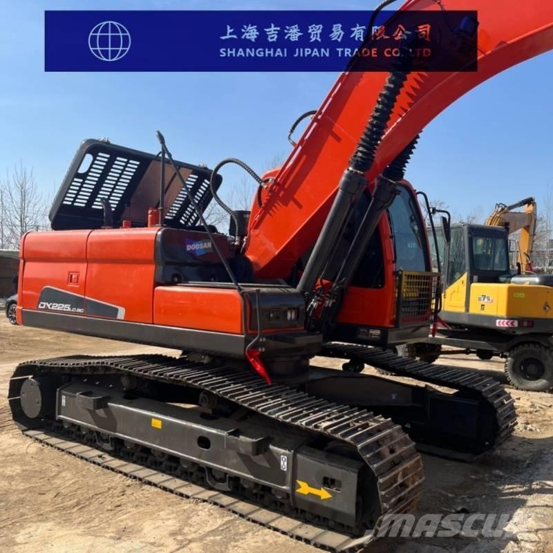 Doosan DX 225 Crawler excavators