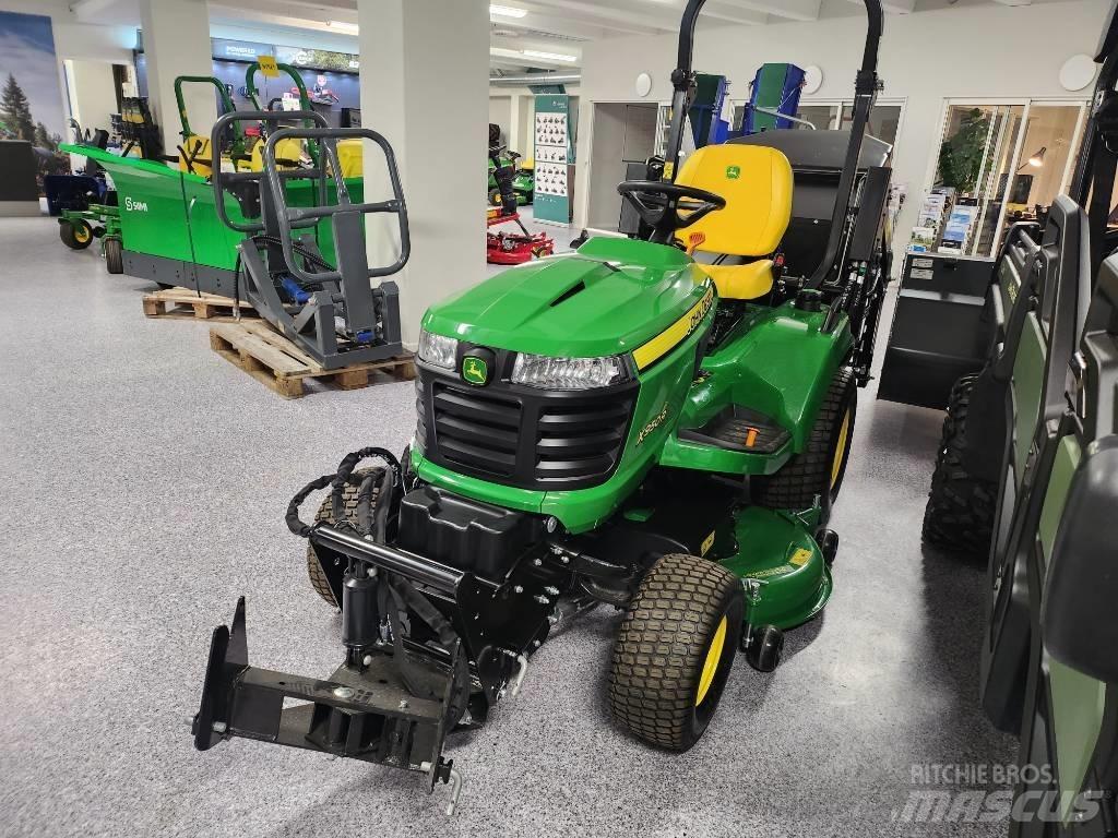 John Deere 950R Riding mowers