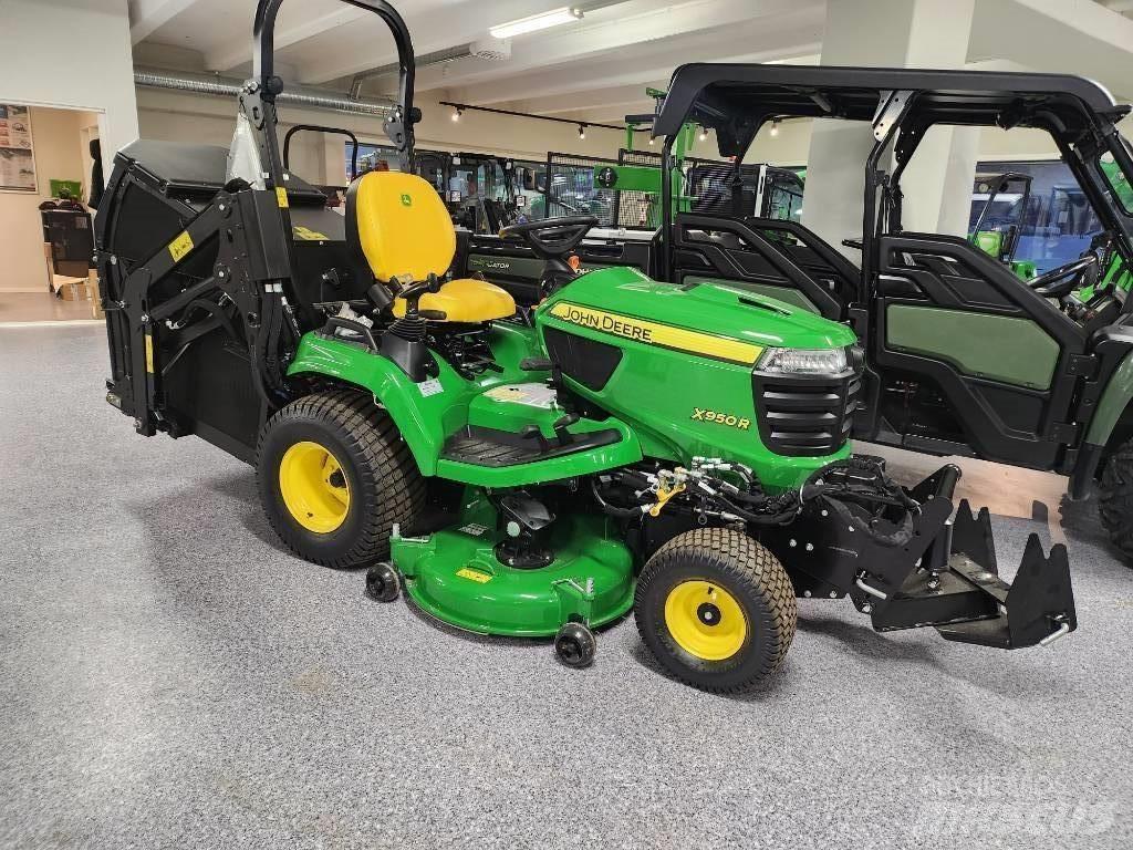 John Deere 950R Riding mowers