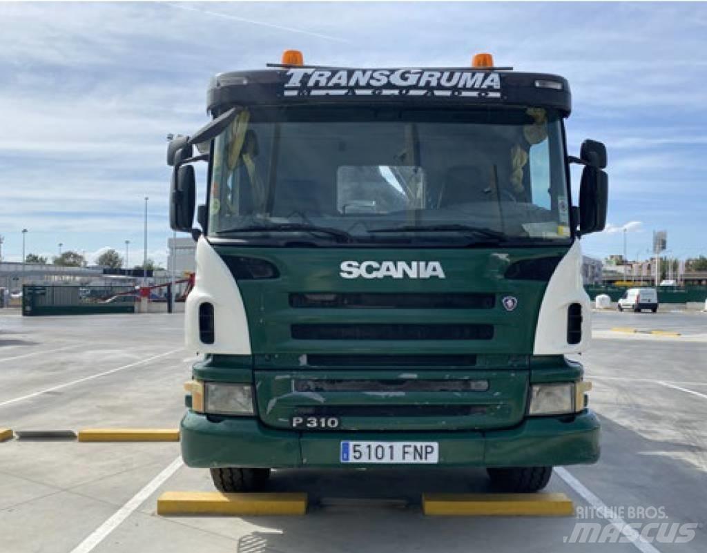 Hiab 477 E-8 Loader cranes