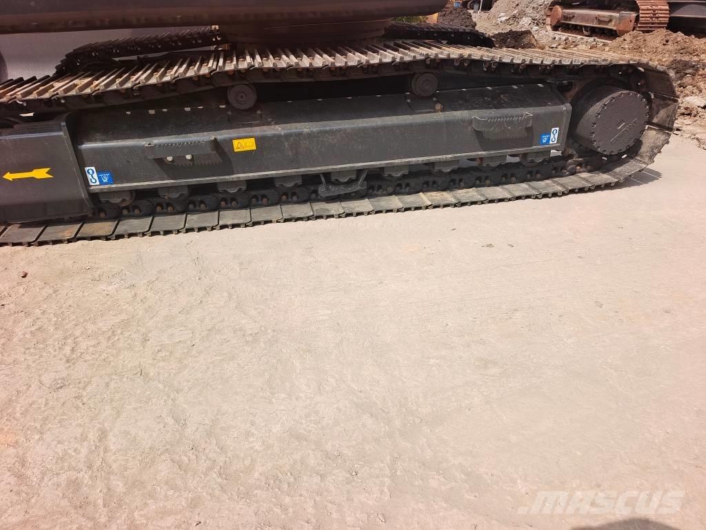 Hyundai HX 220 LC Crawler excavators