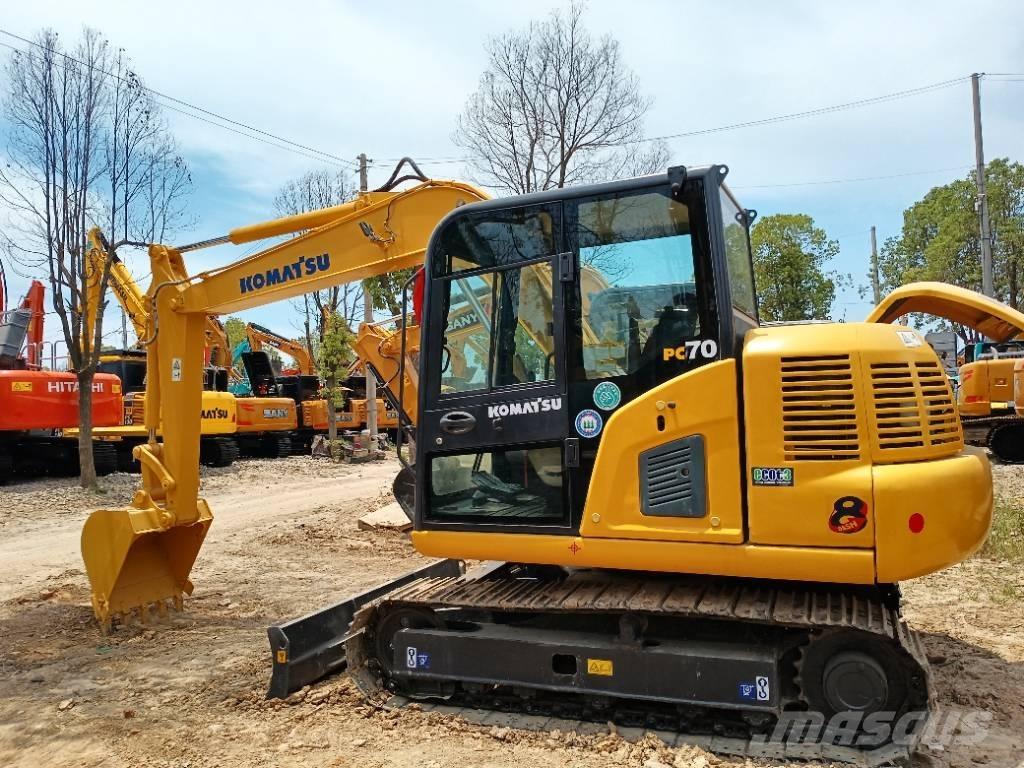 Komatsu PC 70 Midi excavators  7t - 12t
