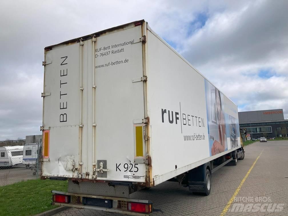 Mercedes-Benz 822 Tractor Units