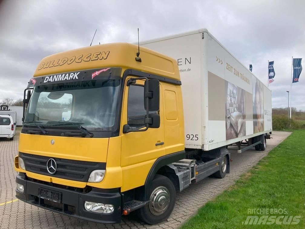 Mercedes-Benz 822 Tractor Units