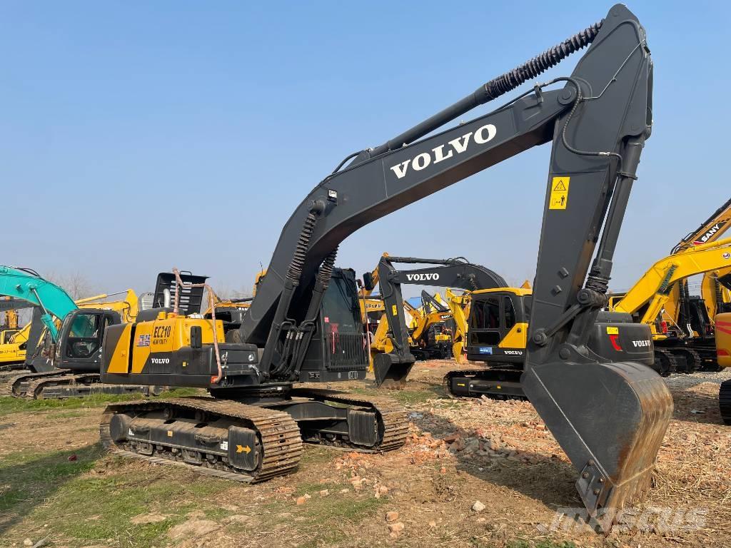 Volvo EC 210 Crawler excavators