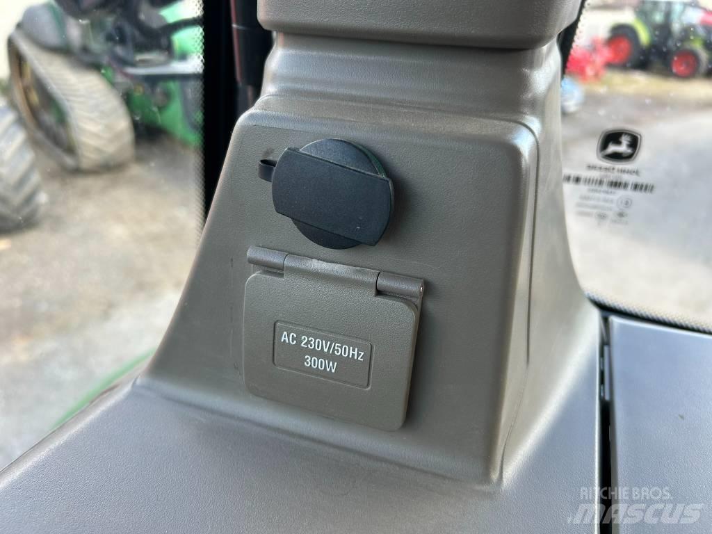 John Deere 8RX410 Tractors